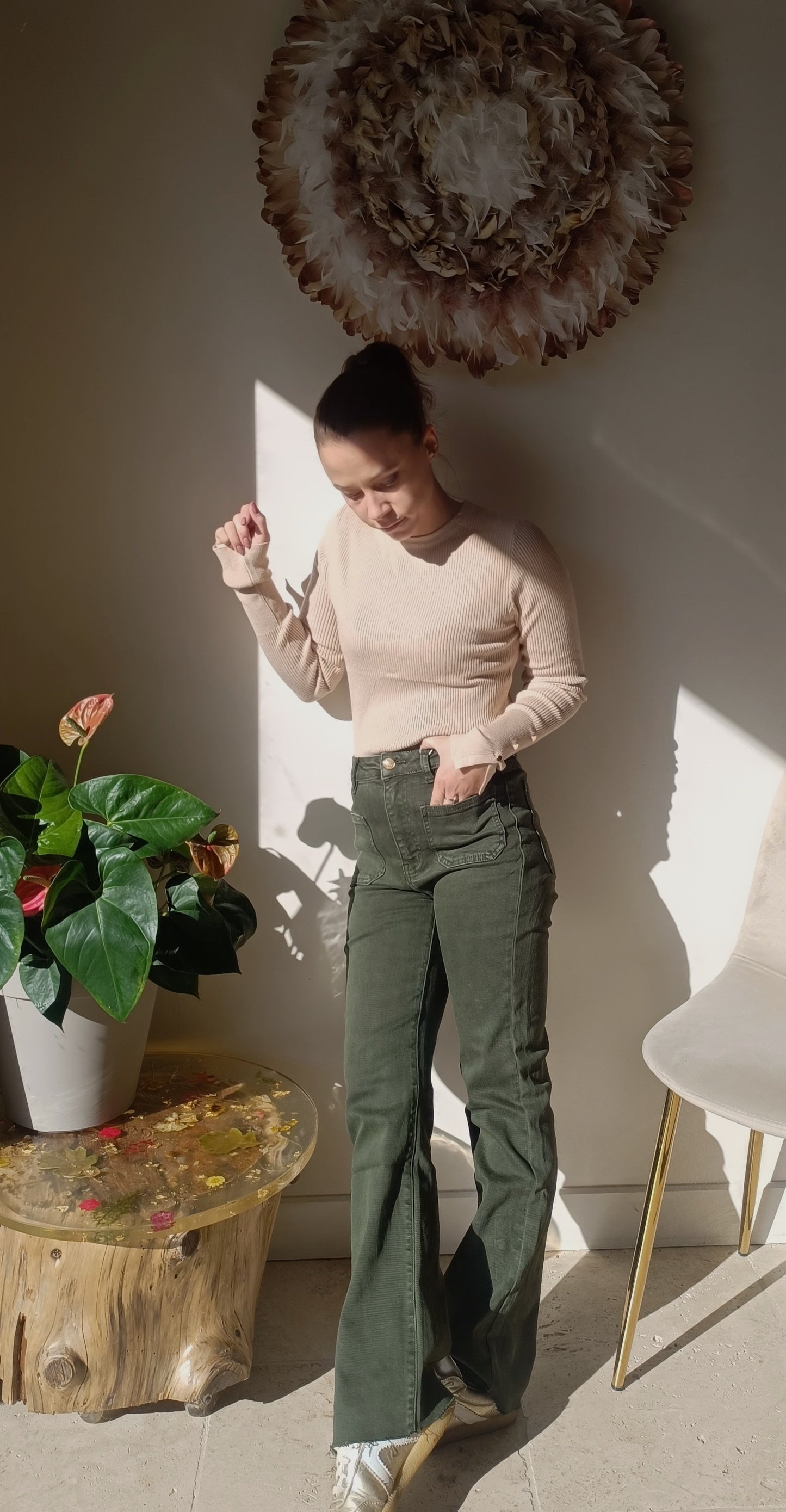 Jeans_parfait_kaki_coupe_laser