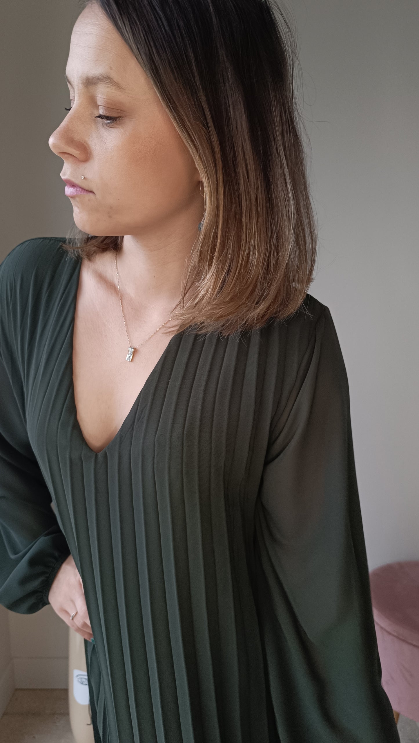 Robe plissée coupe droite 3 coloris