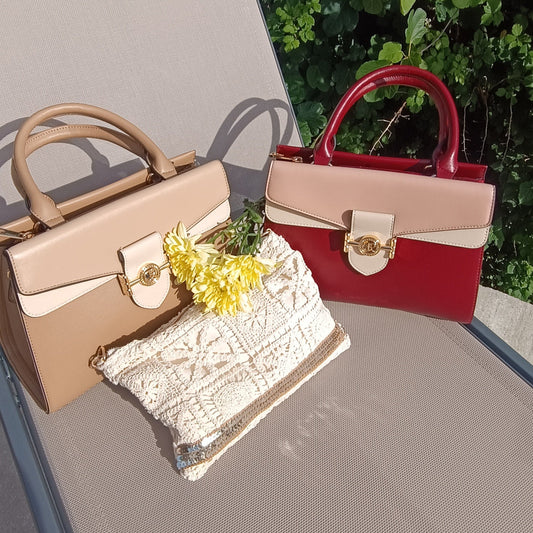 Sac chic petit format beige ou bordeaux
