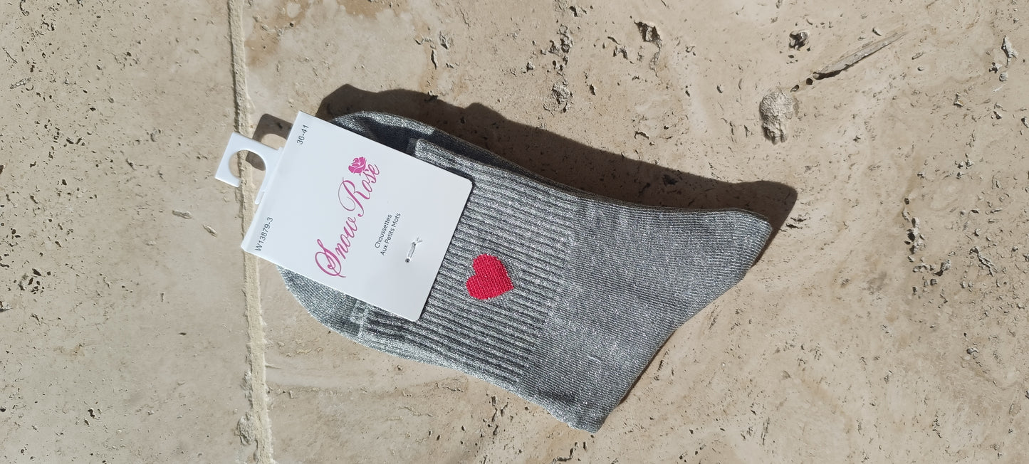Chaussettes brodées coeur et satiné