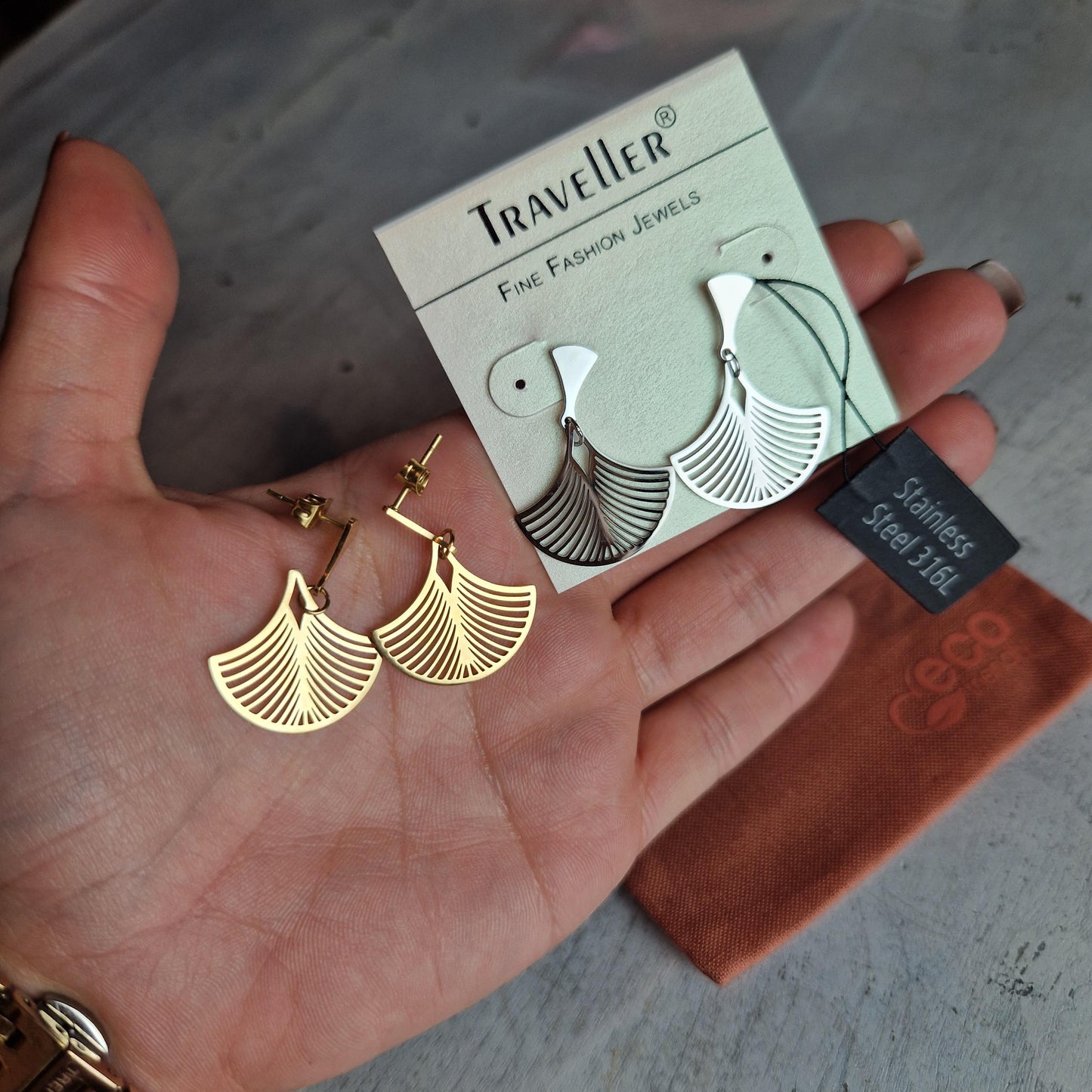 Boucles d'oreille tendance et élégante